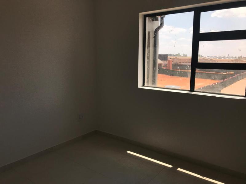 To Let 2 Bedroom Property for Rent in Wilgeheuwel Gauteng