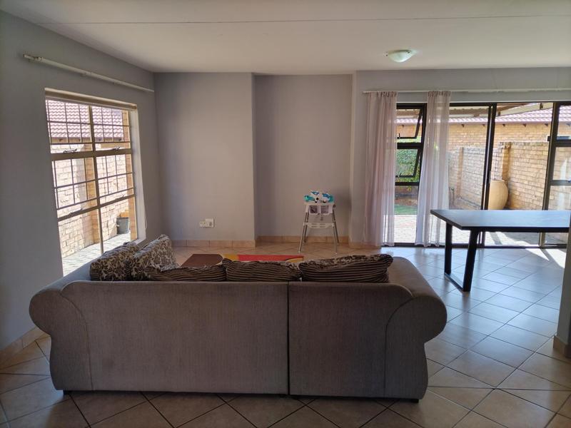 To Let 3 Bedroom Property for Rent in Hazeldean Gauteng