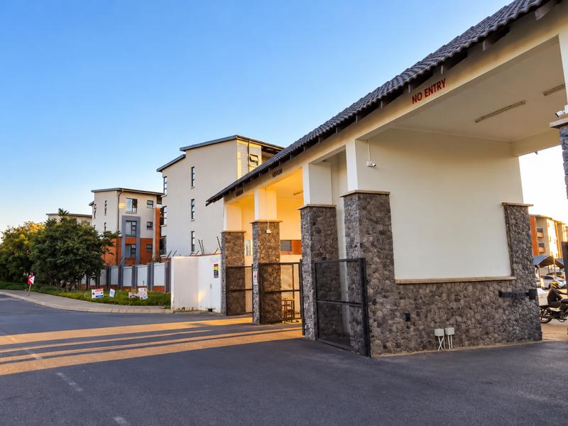 2 Bedroom Property for Sale in Glen Marais Gauteng