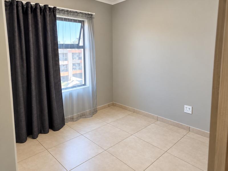 2 Bedroom Property for Sale in Glen Marais Gauteng