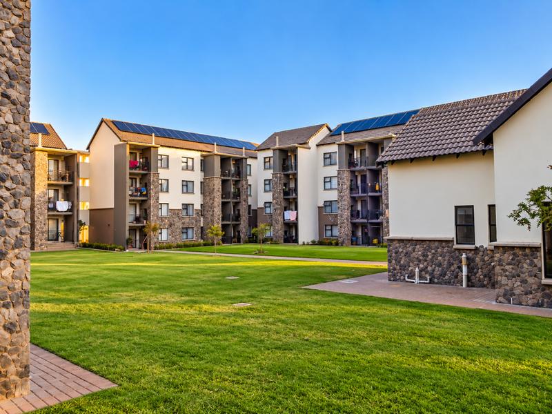 2 Bedroom Property for Sale in Glen Marais Gauteng