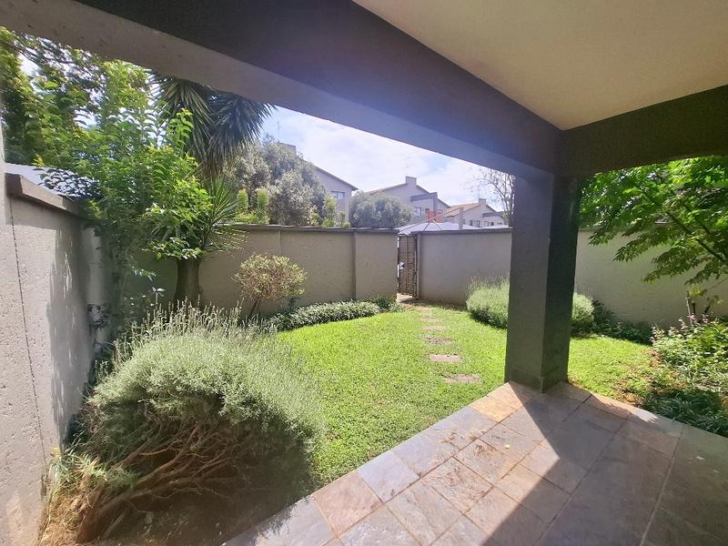 To Let 2 Bedroom Property for Rent in Rivonia Gauteng