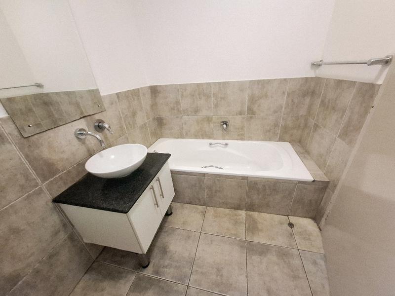 To Let 2 Bedroom Property for Rent in Rivonia Gauteng