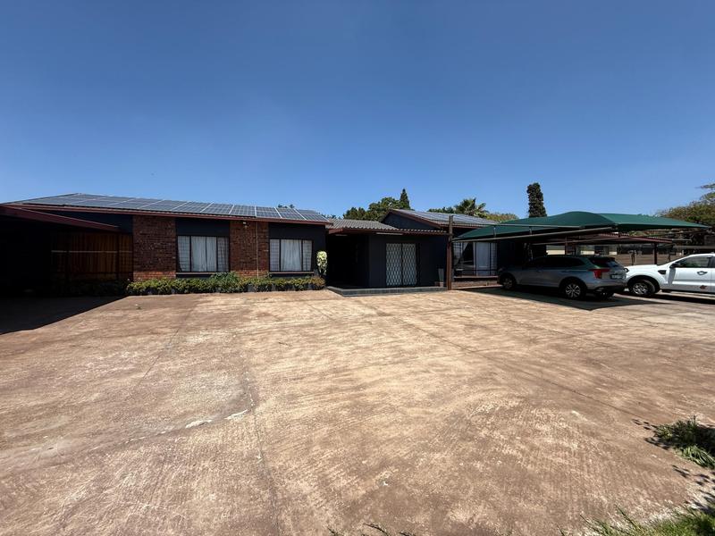 4 Bedroom Property for Sale in The Reeds Gauteng