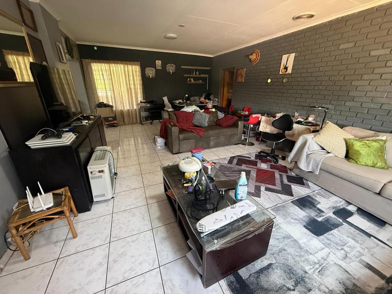 4 Bedroom Property for Sale in The Reeds Gauteng