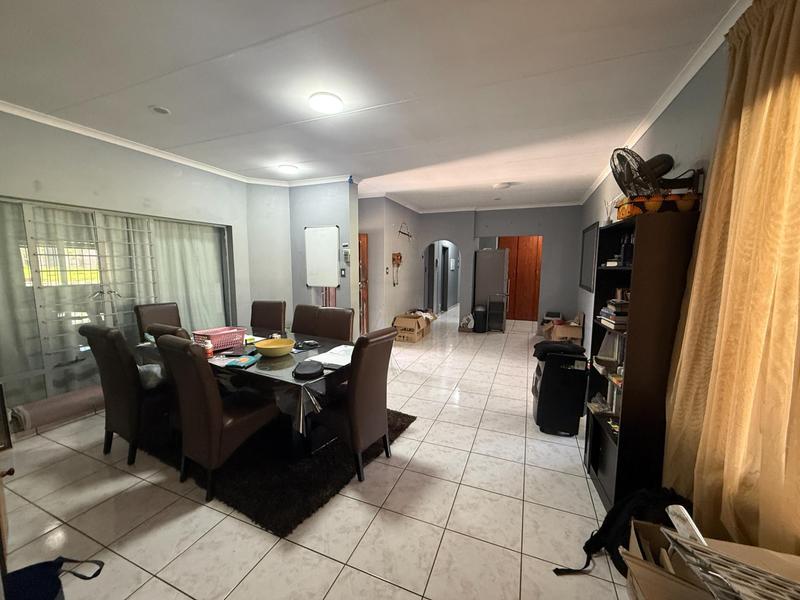 4 Bedroom Property for Sale in The Reeds Gauteng