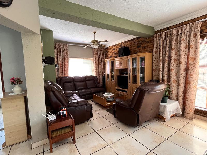 4 Bedroom Property for Sale in Rayton Gauteng