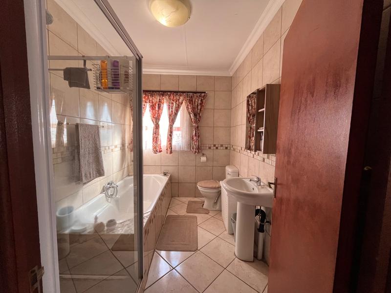 4 Bedroom Property for Sale in Rayton Gauteng