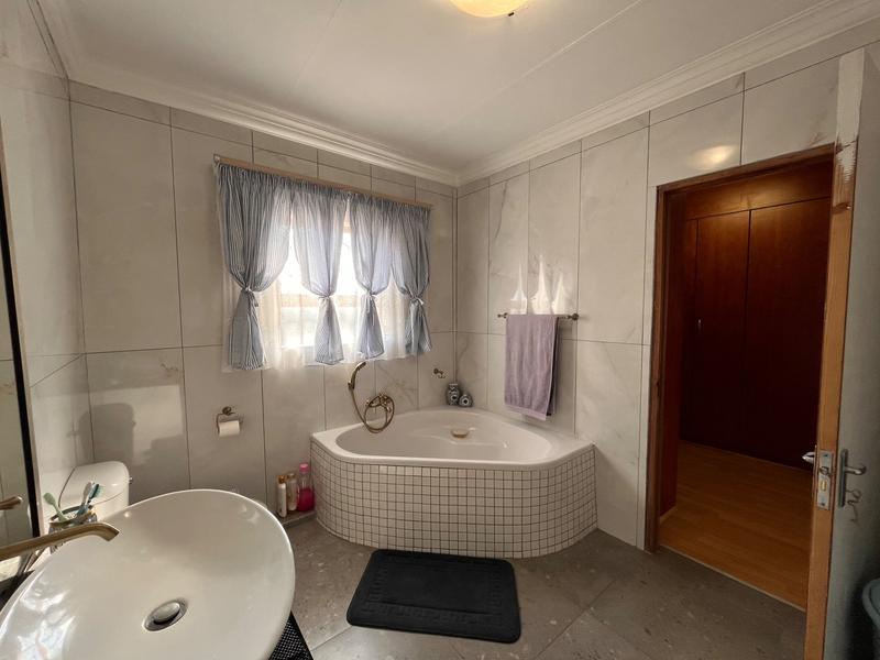 4 Bedroom Property for Sale in Rayton Gauteng