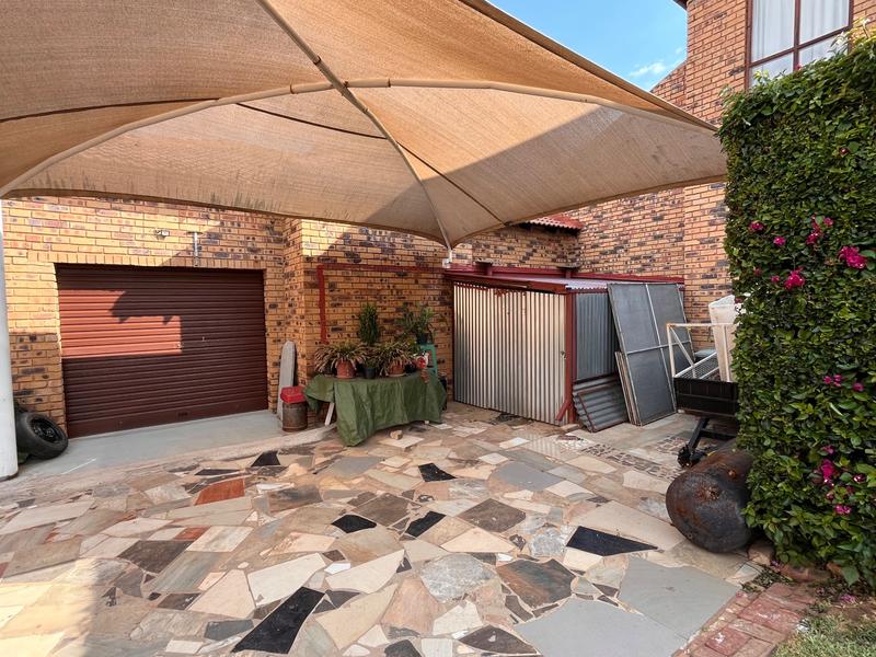 4 Bedroom Property for Sale in Rayton Gauteng
