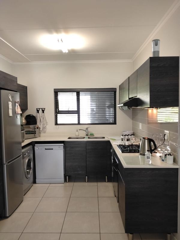 2 Bedroom Property for Sale in Modderfontein Gauteng