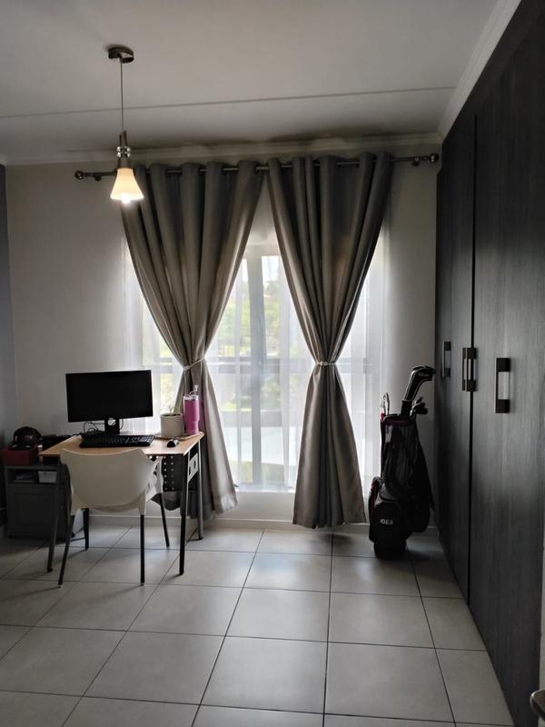 2 Bedroom Property for Sale in Modderfontein Gauteng