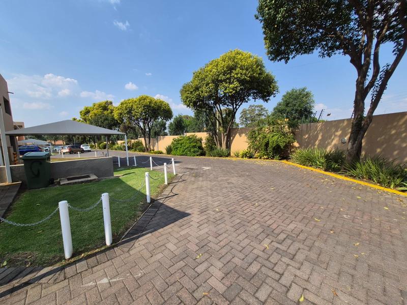 2 Bedroom Property for Sale in Randhart Gauteng