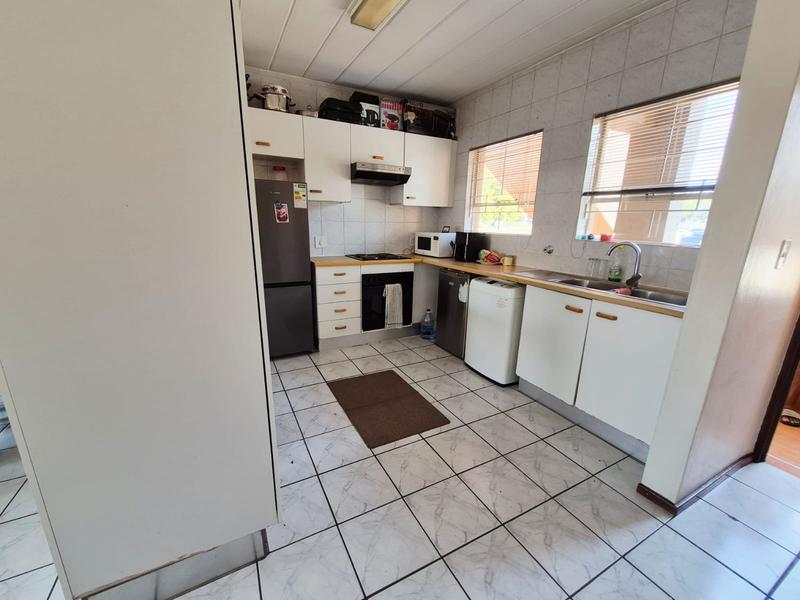 2 Bedroom Property for Sale in Randhart Gauteng
