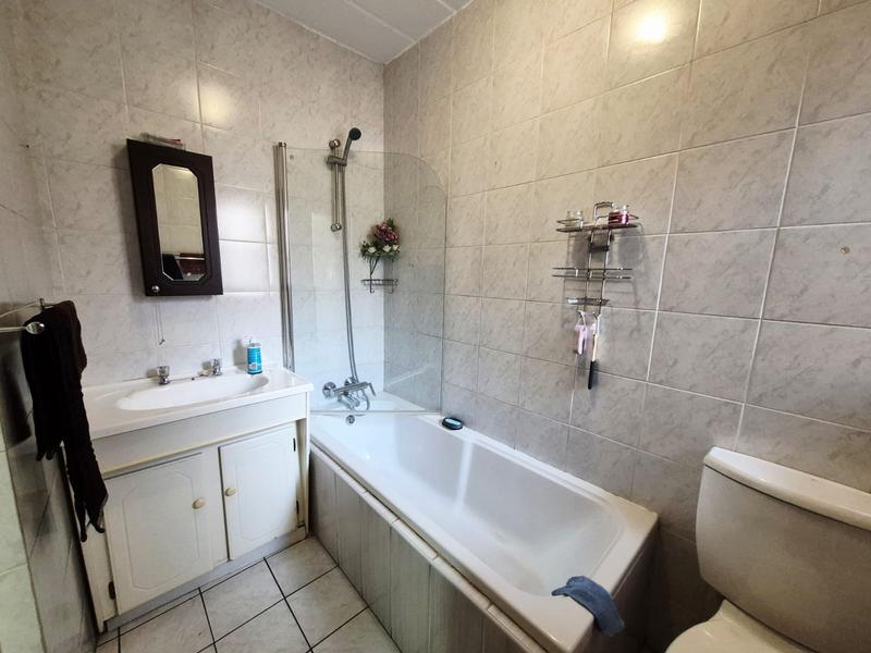 2 Bedroom Property for Sale in Randhart Gauteng
