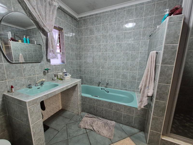 4 Bedroom Property for Sale in Wonderboom Gauteng