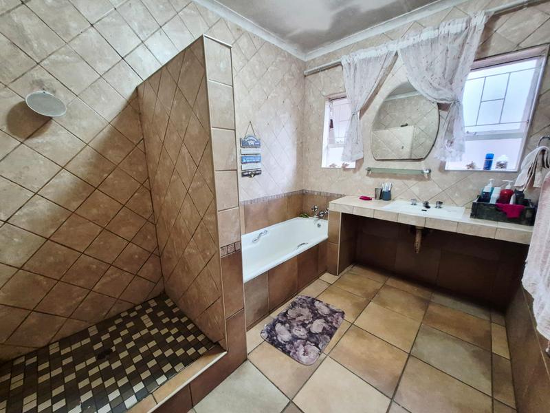 4 Bedroom Property for Sale in Wonderboom Gauteng