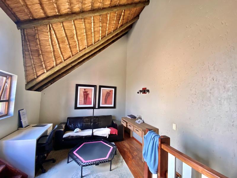 To Let 1 Bedroom Property for Rent in Pineslopes Gauteng