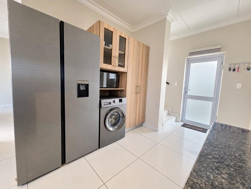 3 Bedroom Property for Sale in Albertsdal Gauteng