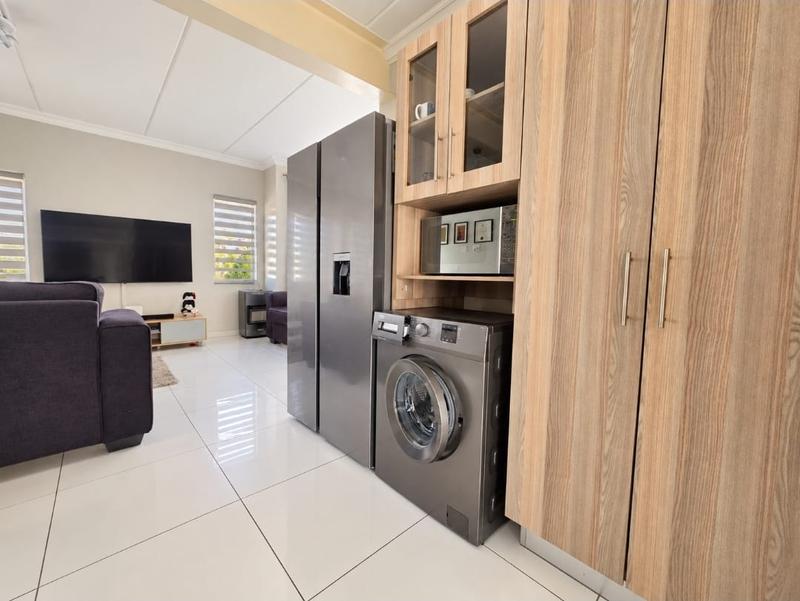 3 Bedroom Property for Sale in Albertsdal Gauteng