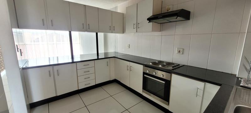 2 Bedroom Property for Sale in New Redruth Gauteng