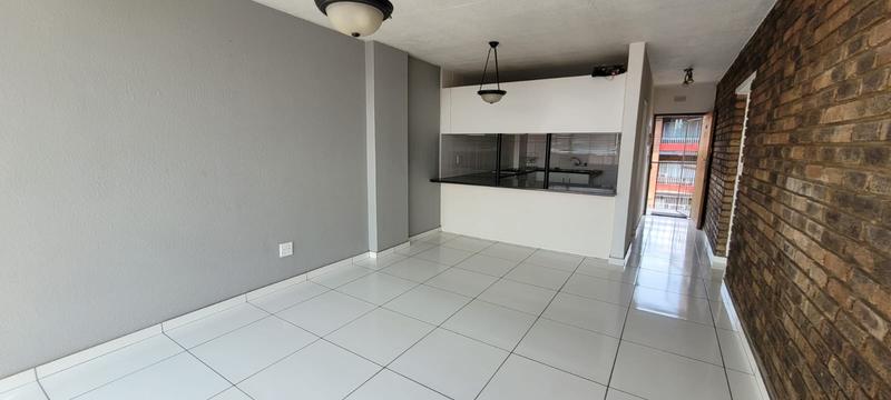 2 Bedroom Property for Sale in New Redruth Gauteng