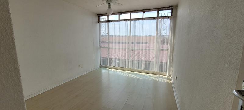2 Bedroom Property for Sale in New Redruth Gauteng