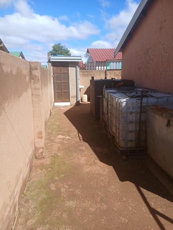 2 Bedroom Property for Sale in Kagiso Gauteng