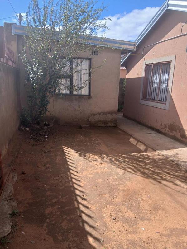 2 Bedroom Property for Sale in Kagiso Gauteng