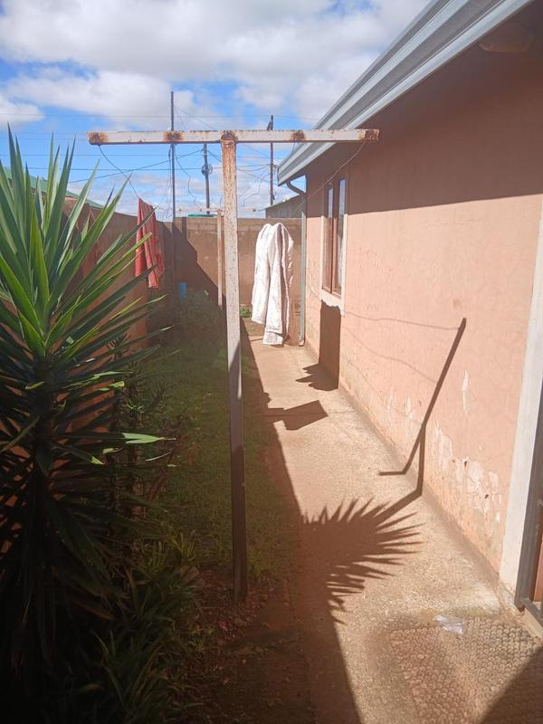 2 Bedroom Property for Sale in Kagiso Gauteng