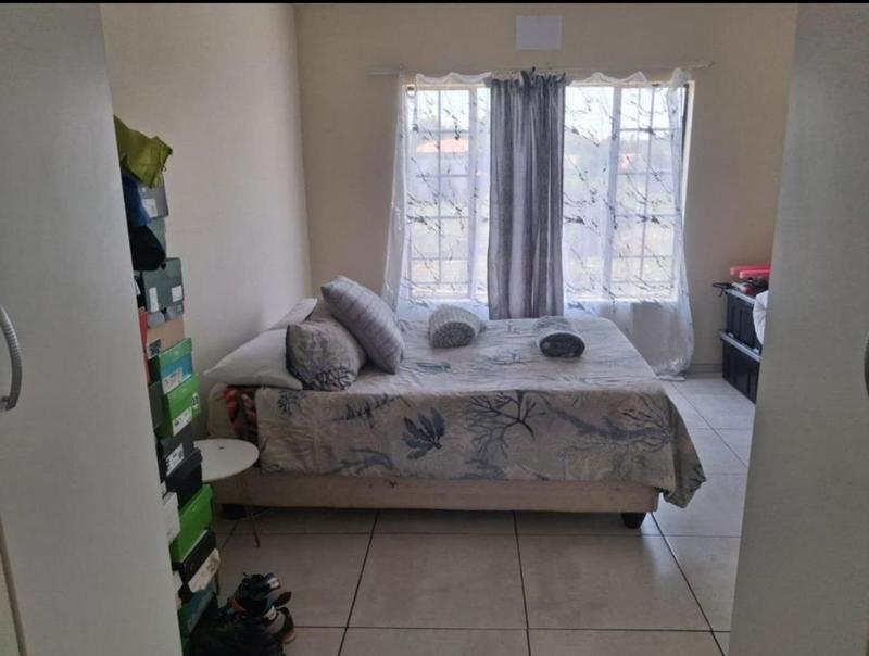 3 Bedroom Property for Sale in Sonneveld Gauteng
