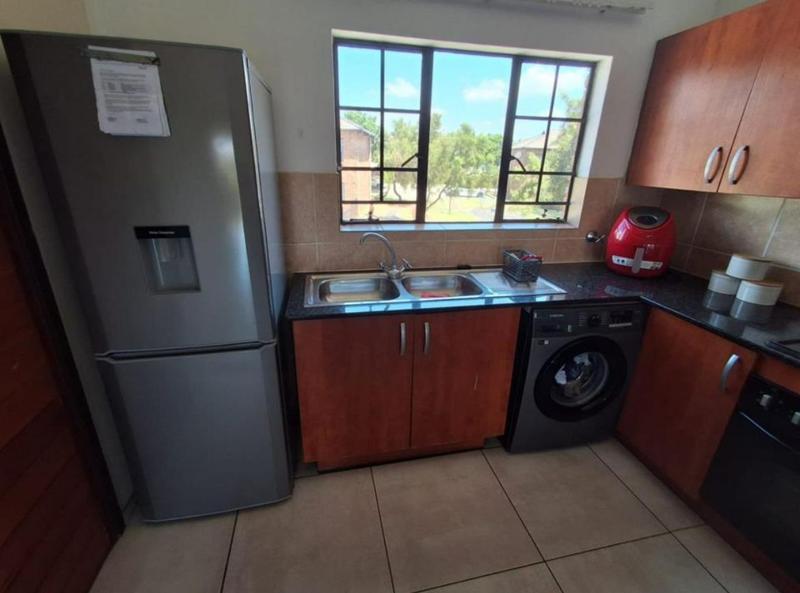 3 Bedroom Property for Sale in Sonneveld Gauteng