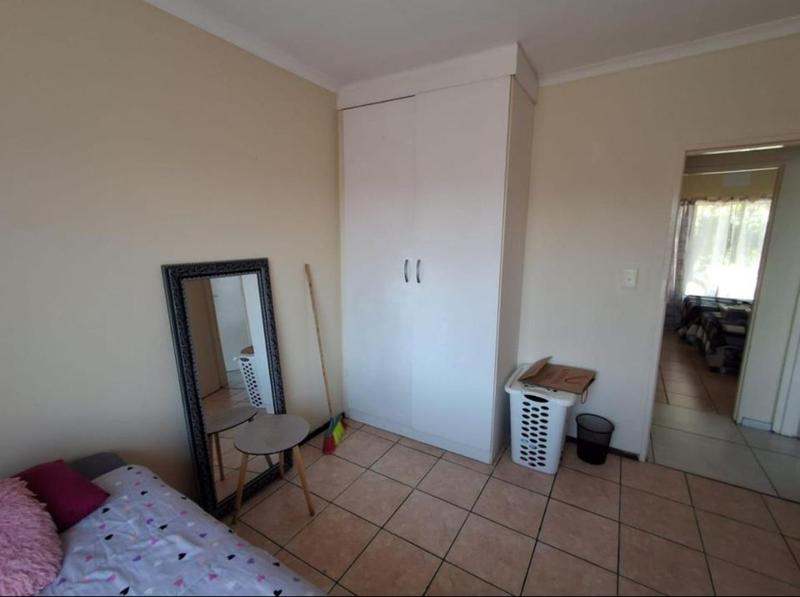 3 Bedroom Property for Sale in Sonneveld Gauteng