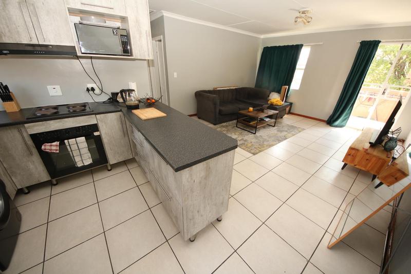 To Let 2 Bedroom Property for Rent in Vorna Valley Gauteng