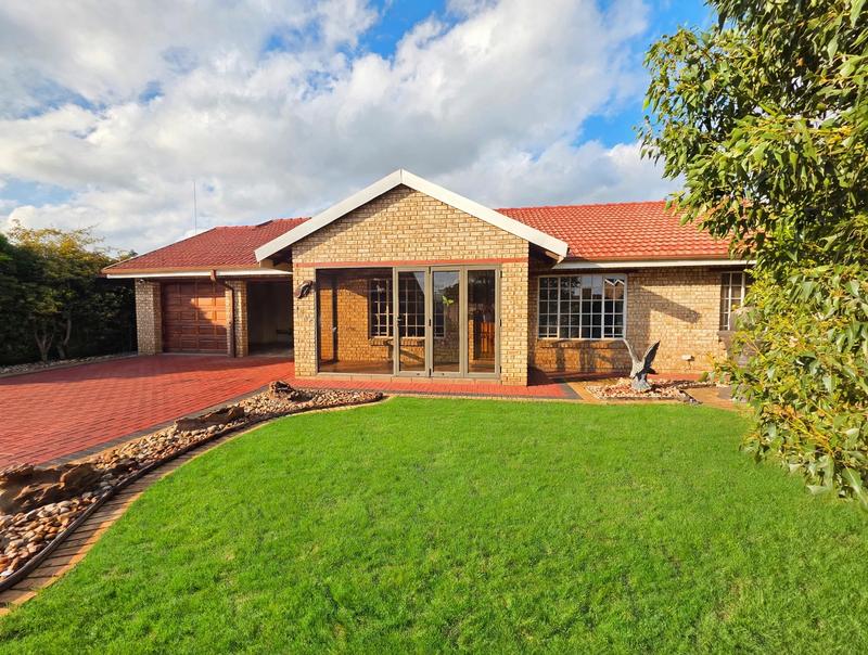 3 Bedroom Property for Sale in Kookrus Gauteng