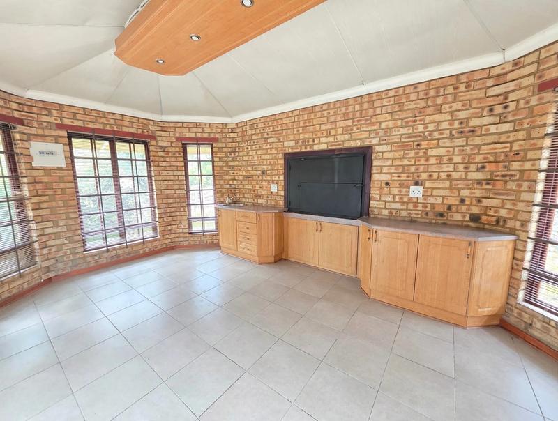 3 Bedroom Property for Sale in Kookrus Gauteng