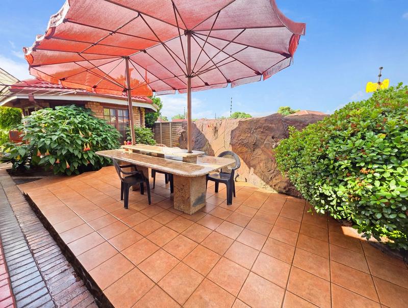 3 Bedroom Property for Sale in Kookrus Gauteng