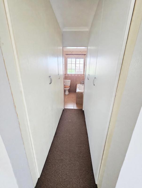 3 Bedroom Property for Sale in Kookrus Gauteng