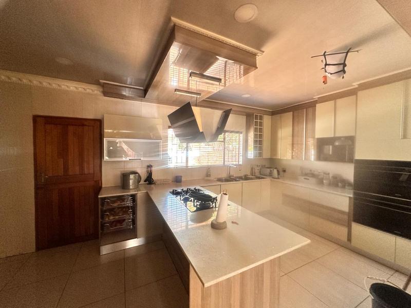 5 Bedroom Property for Sale in Amandasig Gauteng