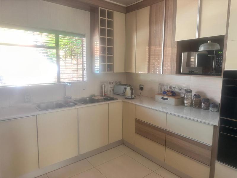 5 Bedroom Property for Sale in Amandasig Gauteng