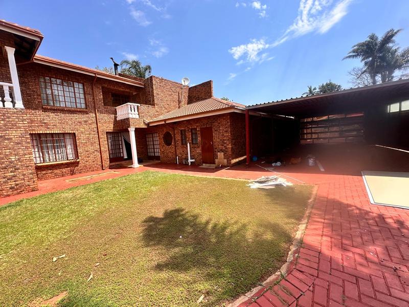 5 Bedroom Property for Sale in Amandasig Gauteng