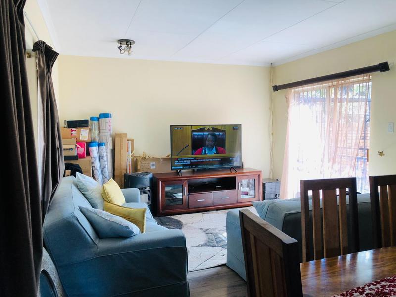 To Let 2 Bedroom Property for Rent in Noordwyk Gauteng
