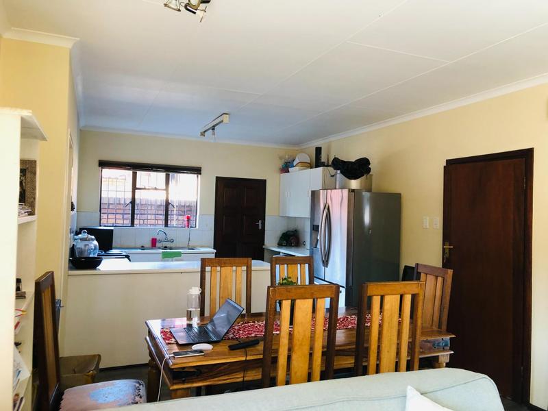 To Let 2 Bedroom Property for Rent in Noordwyk Gauteng