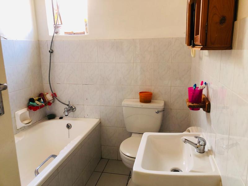 To Let 2 Bedroom Property for Rent in Noordwyk Gauteng
