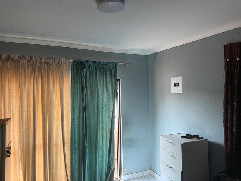 To Let 1 Bedroom Property for Rent in Wychwood Gauteng
