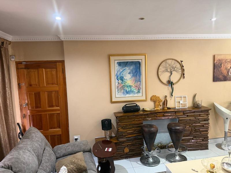 To Let 2 Bedroom Property for Rent in Wychwood Gauteng