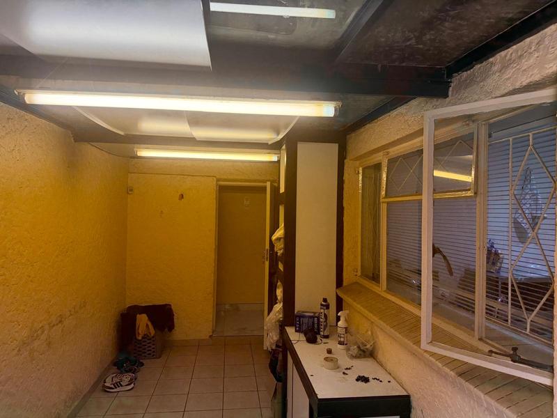 To Let 2 Bedroom Property for Rent in Wychwood Gauteng