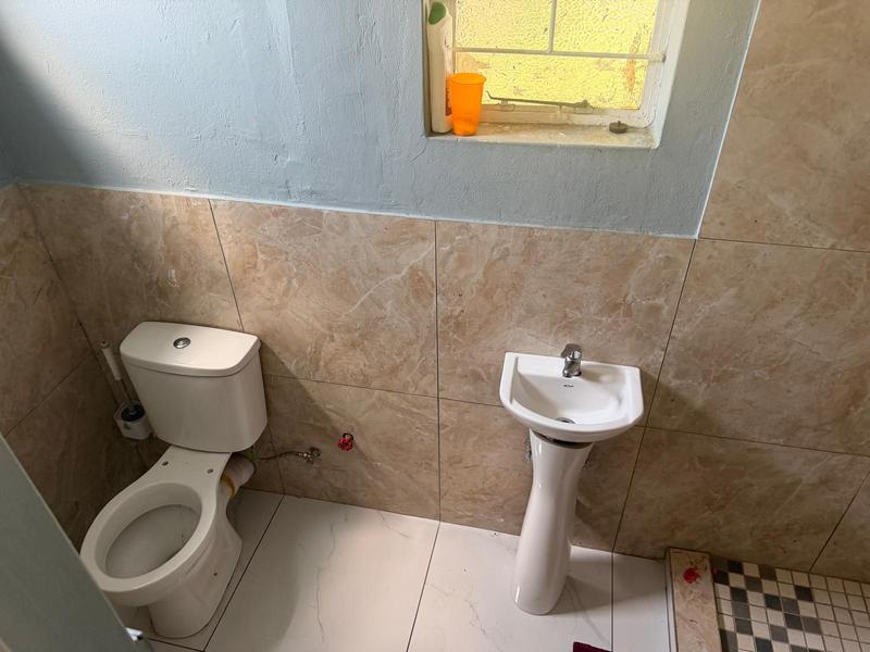 To Let 2 Bedroom Property for Rent in Wychwood Gauteng