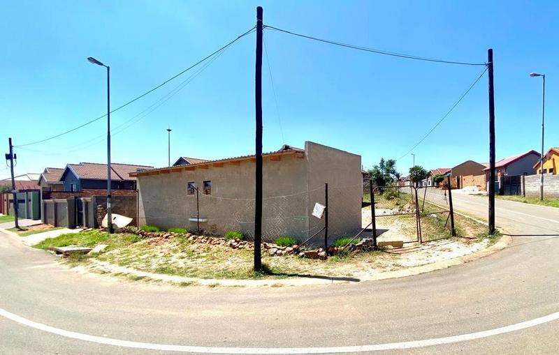 2 Bedroom Property for Sale in Emdeni Gauteng