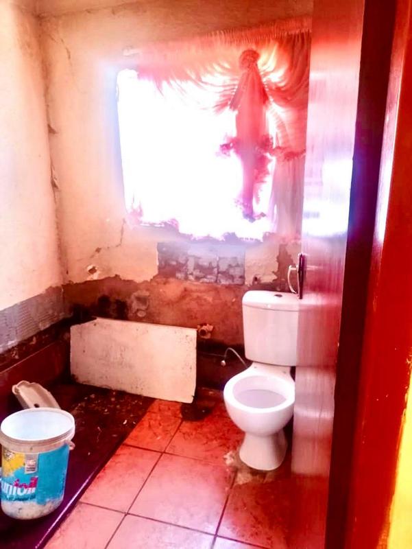 2 Bedroom Property for Sale in Emdeni Gauteng